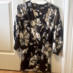 New with tags tunic top size M dynamite